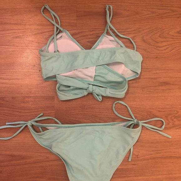 Bikini set - Picture 3 of 5